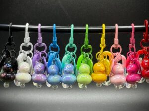 Mini Iridescent Duck & Heart Keychains – 10 Bright Colors – Great for Gifts, Party Favors, Cruises, Jeeps and more!
