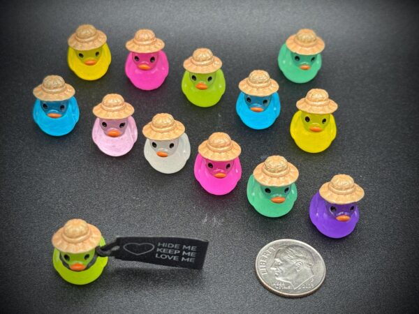 Mini Glow-in-the-Dark Ducks with Straw Hats – Summer Party Favors, Cruise Gifts, or Jeep Ducking Fun! - Image 4
